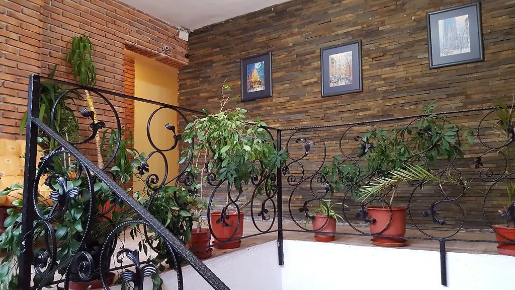 ***  Hotel Livia Tirana Albania