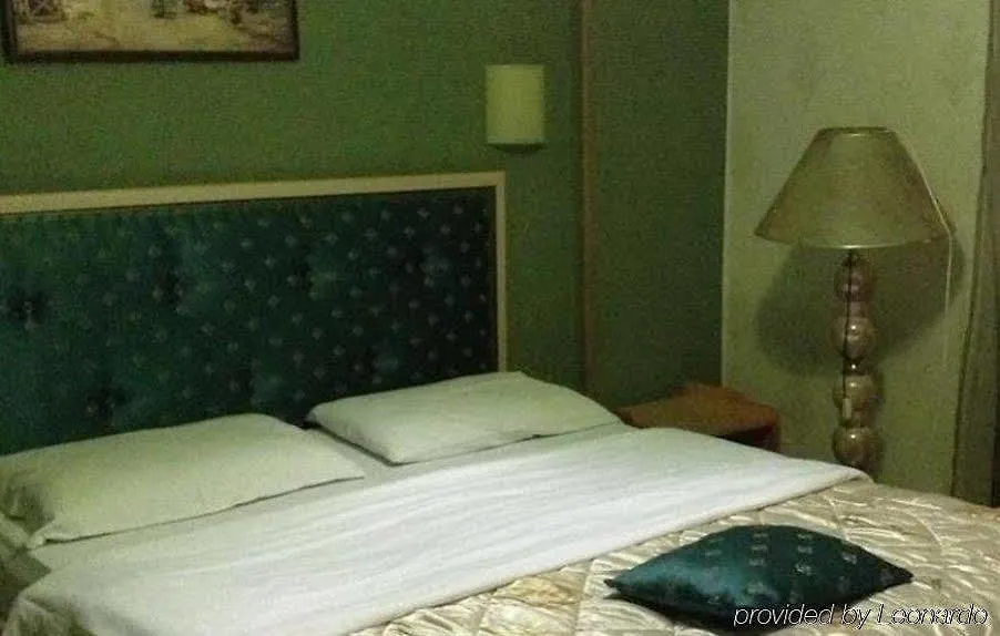 Hotel Livia Tirana