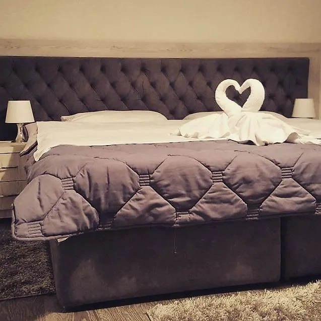 Hotel Livia Tirana 3*,  Albanien